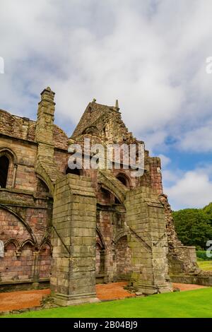 Vue du matin sur les ruines de l'abbaye de Holyrood à Édimbourg, Royaume-Uni Banque D'Images