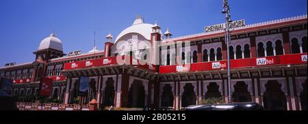 Façade d'une gare, Chennai Egmore, Chennai, Tamil Nadu, Inde Banque D'Images