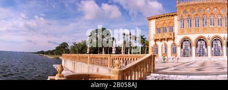 Façade d'un musée, Ringling Museum of Art, Ca d'Zan, Sarasota, Floride, États-Unis Banque D'Images