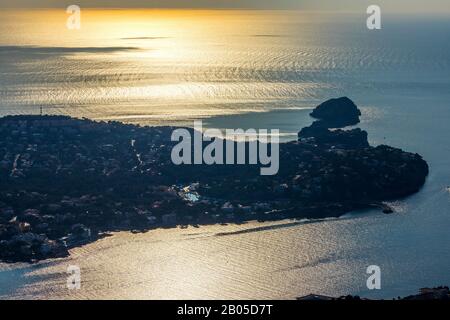 Santa Ponsa avec port en contre-jour, 04.01.2020, vue aérienne, Espagne, Iles Baléares, Majorque, Calvia Banque D'Images