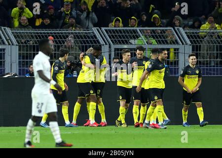 18 février 2020 Dortmund, Allemagne Soccer Borussia Dortmund / Paris Saint Germain L-R: But Dortmund Banque D'Images