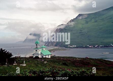 ÉTATS-UNIS, ALASKA, KODIAK ISLAND ANCIENNE ÉGLISE ORTHODOXE RUSSE À KARLUK Banque D'Images