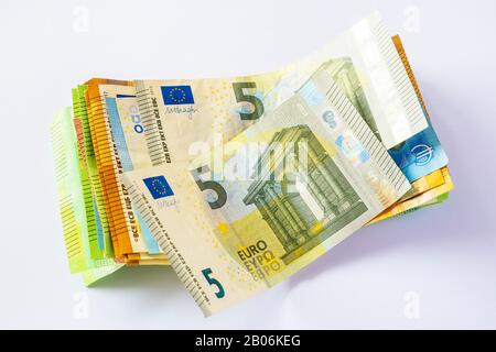 Euro, pile de billets, détail, découpage, studio tourné, Allemagne Banque D'Images