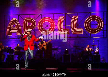 Soyez bien ou soyez parti au Apollo Theatre de Harlem, New York City, New York State, États-Unis Banque D'Images