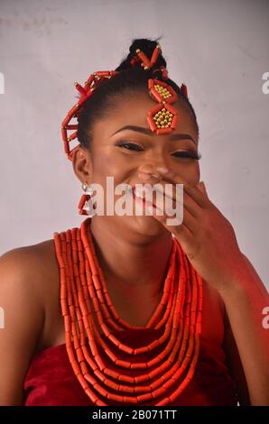 Une belle Bride Bénin de l'Etat d'Edo Nigeria Banque D'Images