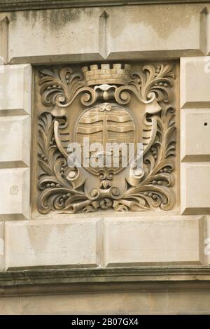 Pardessus de la ville de Bath dans un bâtiment en pierre de la ville de Bath, Somerset, Royaume-Uni Banque D'Images