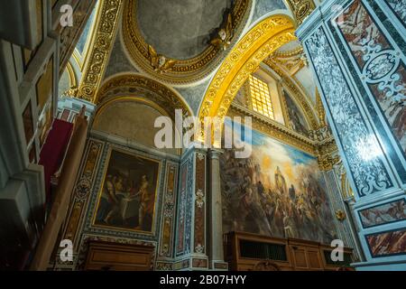 Intérieur de la basilique de l'abbaye de Montecassino, détruite pendant la seconde guerre mondiale Banque D'Images