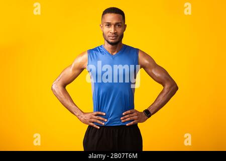 Portrait de sérieux sportifs afro Banque D'Images