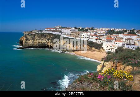 Plage De Carvoeiro, Algarve, Portugal, Europe Banque D'Images