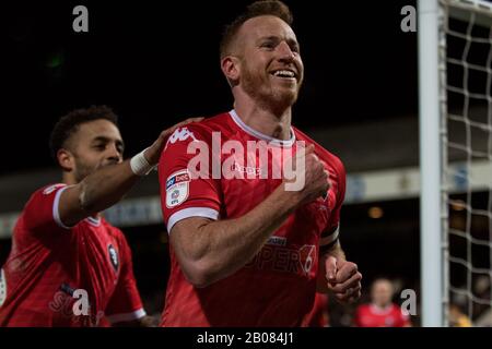 Adam Rooney célèbre la notation pour Salford City dans leur victoire de 4 à 0 contre Cambridge United. Stade Pirelli. 27/01/20. Banque D'Images