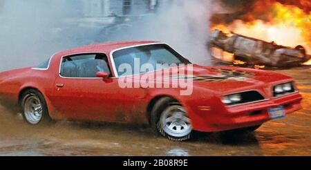 Hooper 1978 Warner Bros film utilisé à Mayan Red 1978 Pontiac Trans Am pour des scènes clés Banque D'Images