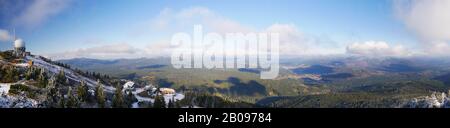 Bayerisch Eisenstein, Allemagne: Panorama de l'großer (grand) Arber, la plus grande montagne de la montagne bavaroise Banque D'Images