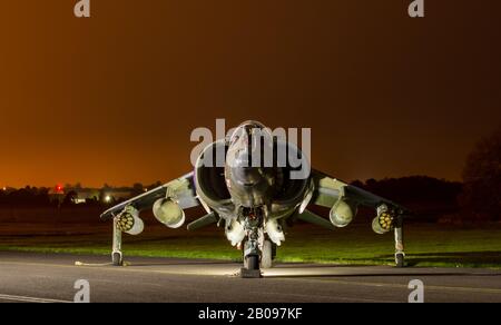 Nuit Shoot de tornades et d'avions jaguar à Raf Cosford. Banque D'Images