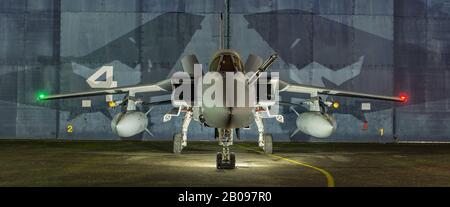 Nuit Shoot de tornades et d'avions jaguar à Raf Cosford. Banque D'Images