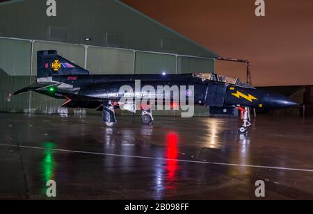 Tir nocturne de divers avions à St Athen South Wales Banque D'Images