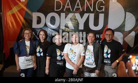 Quezon City, Philippines. 19 février 2020. Daang Dokyu est le premier festival de film sur les 100 années de réalisation documentaire aux Philippines. Il célèbre les plus grands documentaires pour le cinéma et la télévision ainsi que découvrir des films cachés de différentes régions du pays. Le festival est organisé du 16 au 21 mars 2020 à Cine Adarna à l'Université des Philippines. (Photo De Sherbien Dacalanio/Pacific Press) Crédit: Pacific Press Agency/Alay Live News Banque D'Images