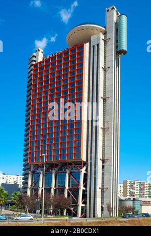 Hospitalet DE LLOBREGAT, ESPAGNE - 2 SEPTEMBRE 2017 : la Tour de Barcelone de la collection NH, à Hospitalet de Llobregat, Espagne, anciennement connue sous le nom d'Hesperia T. Banque D'Images