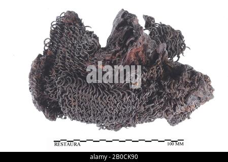 Pays-Bas Moyen âge, fragment d'armure, métal, fer, emplacement, Pays-Bas, Gueldre, Geldermalsen, Buurmalsen Banque D'Images