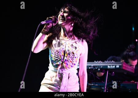 Londres, Royaume-Uni - 17 février 2020 : Naaz se spectacle en direct à l'O2 Academy, Brixton. Banque D'Images