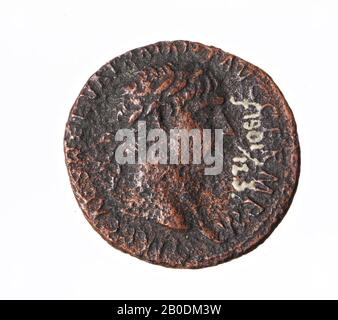 Pays-Bas période romaine, pièce de monnaie, frêne, Trajan, métal, cuivre, Diam., 27 mm, poids, 7,36 gr, roman 101-102, Pays-Bas, Utrecht, Bunnik, Vechten Banque D'Images