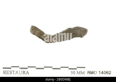 Pays-Bas Moyen âge, partie de clou, fer, 3,4 x 0,5 cm, x, Pays-Bas, Utrecht, Wijk bij Duurstede, Wijk bij Duurstede, Dorestad Banque D'Images