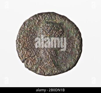 Pays-Bas période romaine, pièce de monnaie, frêne, Domitian, métal, cuivre, Diam., 28 mm, poids, 11,65 gr, roman 86, Ca, Pays-Bas, Utrecht, Bunnik, Vechten Banque D'Images