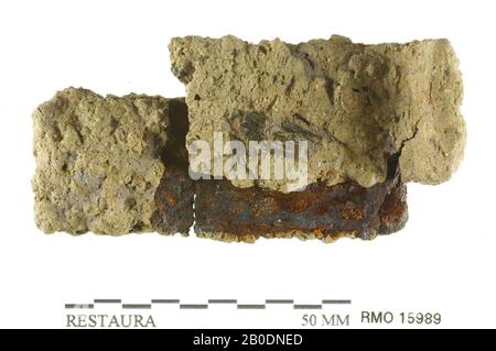 Pays-Bas Moyen âge, partie de bande, avec coin, fer, 7,2 x 1,3 cm, x, Pays-Bas, Utrecht, Wijk bij Duurstede, Wijk bij Duurstede, Dorestad Banque D'Images