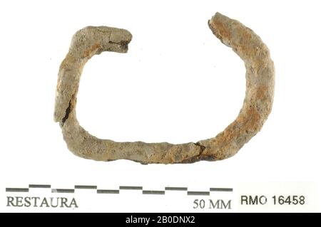 Pays-Bas Moyen âge, partie de chaîne ?, fer, 4,7 x 3,2 cm, x, Pays-Bas, Utrecht, Wijk bij Duurstede, Wijk bij Duurstede, Dorestad Banque D'Images