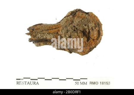 Pays-Bas Moyen âge, partie de goupille fendue, fer, 5.1 x 3.0 cm, x, Pays-Bas, Utrecht, Wijk bij Duurstede, Wijk bij Duurstede, Dorestad Banque D'Images