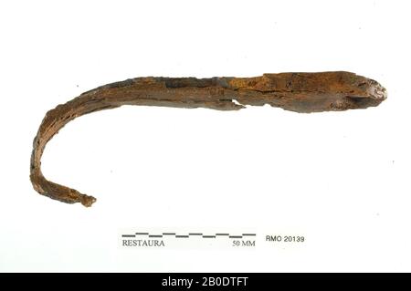 Pays-Bas Moyen âge, crochet, avec oeil, fer, 12,9 x 2,2 cm, x, Pays-Bas, Utrecht, Wijk bij Duurstede, Wijk bij Duurstede, Dorestad Banque D'Images