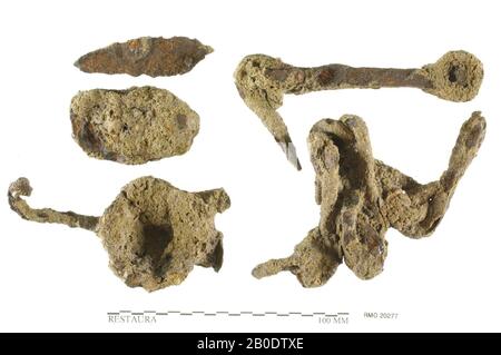 Pays-Bas Moyen âge, partie de chaîne, avec tige et manchon, fragment de couteau, fer, 11,6 x 6,7 cm, x, Pays-Bas, Utrecht, Wijk bij Duurstede, Wijk bij Duurstede, Dorestad Banque D'Images