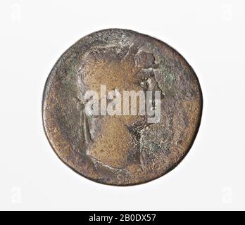 Pays-Bas période romaine, pièce, sestertius, Hadrien, métal, cuivre, Diam., 31 mm, poids, 22.44 gr, roman 125-138, Pays-Bas, Utrecht, Bunnik, Vechten Banque D'Images