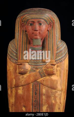 Egypte, boite de momie, boite centrale, bois, polychromie, 43 x 48 x 192 cm, Période Tardive, 25ème Dynasty, c., 710-680 BC, Egypte Banque D'Images