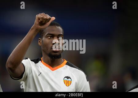 Geoffrey Kondogbia (Valencia CF) lors du match de 16 de la Ligue des Champions De L'Uefa entre Atalanta 4-1 Valencia CF au stade Giuseppe Meazza le 19 février 2020 à Milan, en Italie. (Photo de Maurizio Borsari/AFLO) Banque D'Images