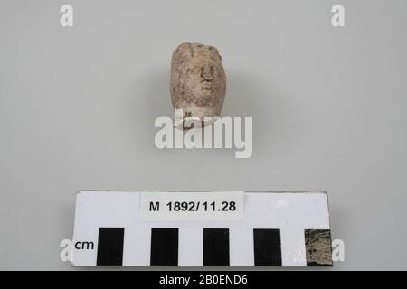 Fragment de figurine d'une femme : tête, figurine, fragment, tête, faïence, terre cuite, 4,7 x 2,4 x 3,2 cm, Allemagne Banque D'Images