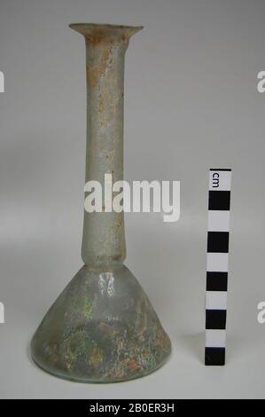 Déchirures bouteille de verre vert clair., bouteille Tear, verre, 16,7 cm, Italie Banque D'Images