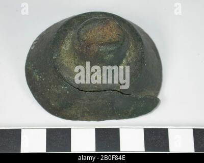 Cloche conique en bronze, cloche, métal, bronze, hauteur : 3,6 cm, romaine 1-300, Pays-Bas, Gueldre, Nimègue, Nimègue, Winseling Banque D'Images