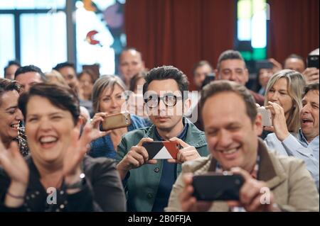 Mira lo que a hecho TV série 2019 - 2020 Espagne Créé par Berto Romero 2019 saison 2 Berto Romero Banque D'Images