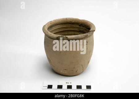 Pays-Bas Moyen âge, oeuf pot, poterie, Frankish, h, 10.5 cm, diam, 11.2 cm, emplacement, Pays-Bas, Gueldre, Berg en Dal, Beek Banque D'Images