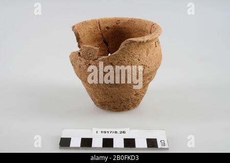 Pays-Bas Moyen âge, tasse, faïence, Frankish, h, 9,6 cm, diam, 10,1 cm, vmeb 570-610, Pays-Bas, Limbourg, Roermond, Swalmen Banque D'Images