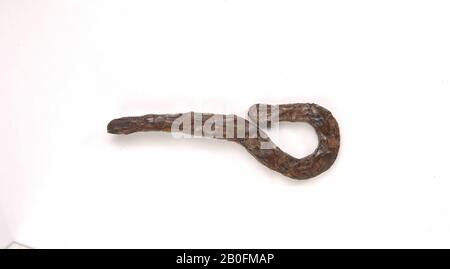Pays-Bas Moyen âge, crochet, métal, fer, longueur, 8,6 cm, vmeb 500-600, Pays-Bas, Utrecht, Rhenen, Rhenen, tombe 14 Banque D'Images