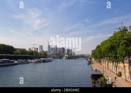 La Seine, Paris Banque D'Images