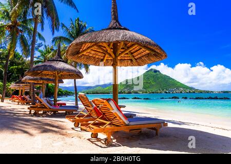 Magnifique île Maurice avec de belles plages et des stations balnéaires de luxe. Plage de Flic en Flac Banque D'Images