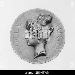 Pierre Jean David d'Angers, Adèle Hugo (née Foucher, épouse si Victor Hugo) (d. 1868), Français, Pierre Jean David d'Angers (Français, Angers 1788–1856 Paris), 1828, Français, Bronze, patine brune, fonte creuse, diamètre : 4 1/2 po. (11,4 cm), médailles et Plaquettes Banque D'Images