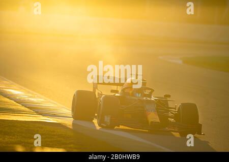 20 février 2020; circuit de Barcelone, Barcelone, Catalogne, Espagne; Formule 1 Test pré-saison Un; Alexander Albon conduisant l'équipe de course de Red Bull BR 16 sur la bonne voie pendant les Journées d'essai de Formule 1 au circuit de Catalunya Credit: Pablo Guillen/Alay Live News Banque D'Images