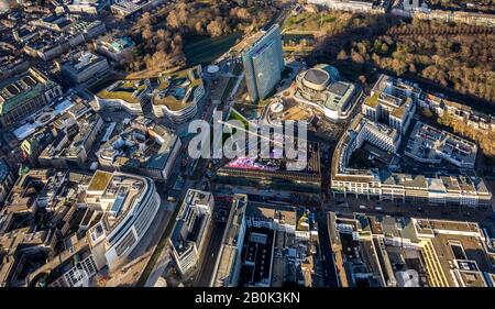 Vue aérienne, chantier de construction, réaménagement et rénovation Düsseldorfer Schauspielhaus, chantier de construction nouveau bâtiment KUBOgen II, shopping et hors Banque D'Images