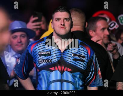 Motorpoint Stadium, Cardiff, Glamourgan, Royaume-Uni. 20 février 2020. Professional Darts Corporation, Unibet Premier League Cardiff; Daryl Gurney Pendant Sa Promenade Sur Le Crédit: Action Plus Sports/Alay Live News Banque D'Images