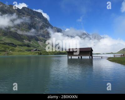 Engelberg BE, Suisse: Lac Trübsee Banque D'Images