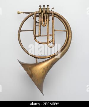 Gaurot, Corne Française, Française, Gaurot, Ca. 1890, Paris, France, Français, Laiton, 28 × 42 Po. (71,1 × 106,7 Cm), La Hanche-Aérophone Vibre Banque D'Images