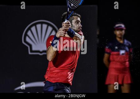 Rio De Janeiro, Brésil. 20 février 2020. Borna Coric (CRO) lors d'un match valable pour l'Open Rio 2020, tenu au Jockey Club de Rio de Janeiro, ce jeudi (20). Crédit: Nayra Halm/Fotoarena/Alay Live News Banque D'Images